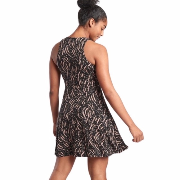 Athleta Santorini Thera Dress Abstract Black Mini Sleeveless Flowy Sz Small - Picture 2 of 10